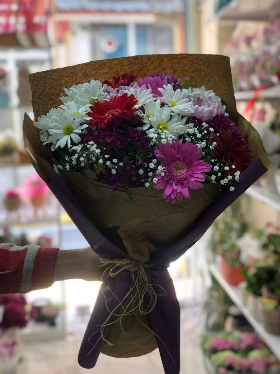 Gerberalar ve Kır Çiçekleri - Görsel 2 - Uşak Çiçek