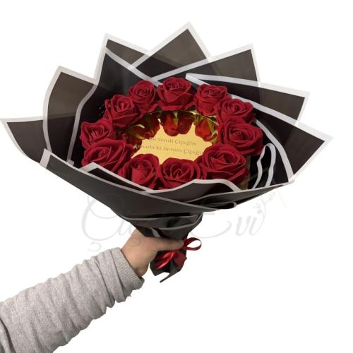 Aynadaki Aşk  Kırmızı Gül Aynalı Buket